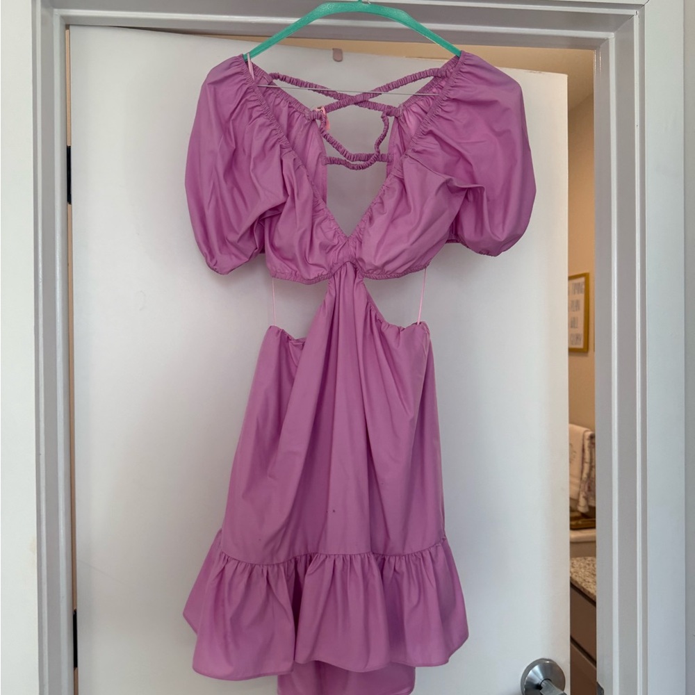 Vestique Lavender Puff Sleeve Dress